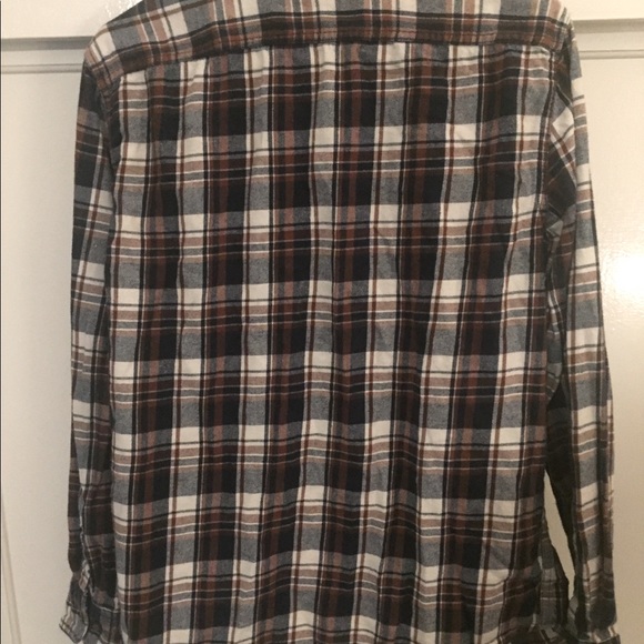 Sonoma men’s flannel - Picture 2 of 3